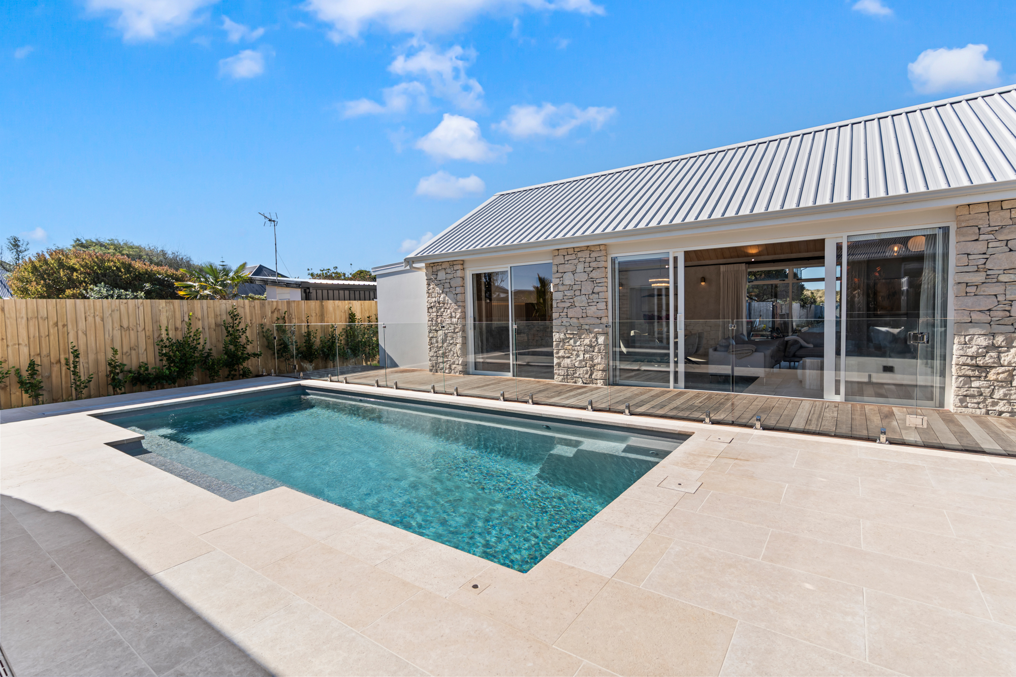Marine Parade - swimming pool with West Coast limestone surrounds and beachside stone facade